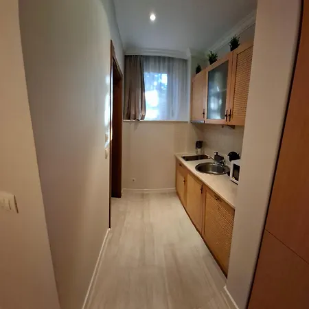 Sea Breeze Veranda In Santa Marina Апартаменты