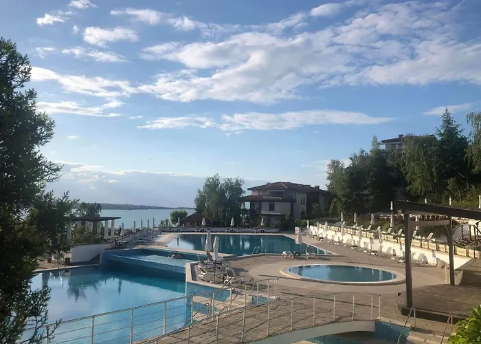 아파트 Sea Breeze Veranda In Santa Marina *