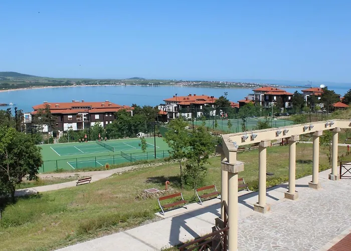 Sea Breeze Veranda In Santa Marina